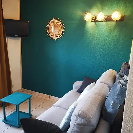 Apartament T2/4 Pers/ Rez De Jardin\pinede\piscine *