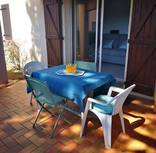 T2/4 Pers/ Rez De Jardin\pinède\piscine Appartamento