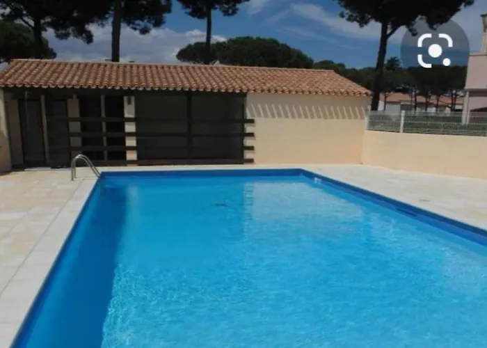 T2/4 Pers/ Rez De Jardin\pinède\piscine Appartamento *